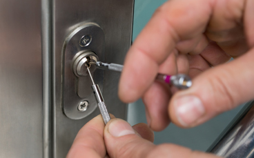 24 hour locksmiths